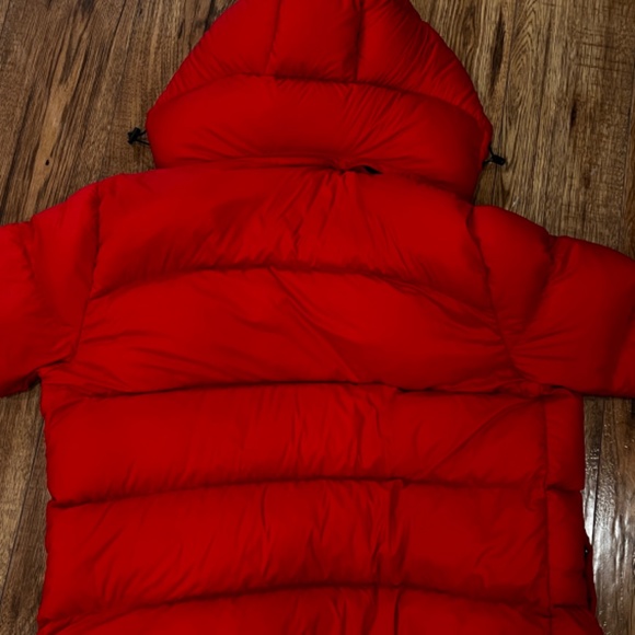 Aritzia SuperPuff in Catalina - Picture 3 of 4